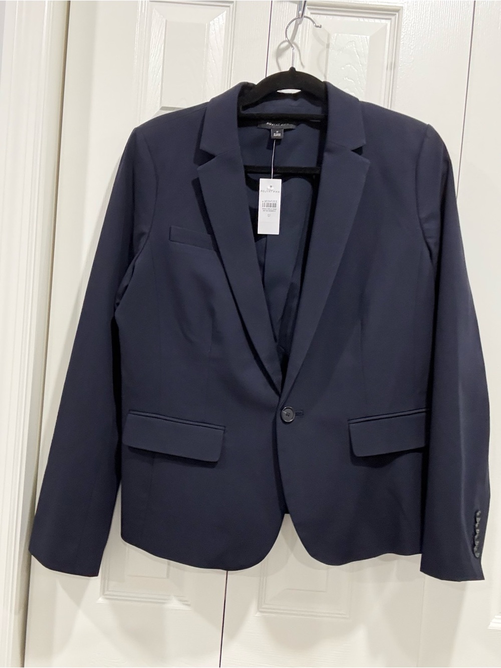 Navy Single-Button Blazer - Classic Tailored Jacket